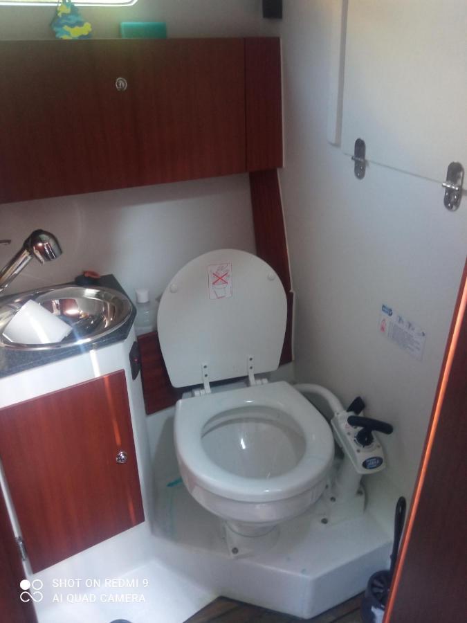 Jacht Elektryczny Bez Patentu Solina  Bagian luar foto
